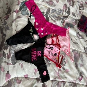 Bundle of 5 Victoria’s Secret panties
